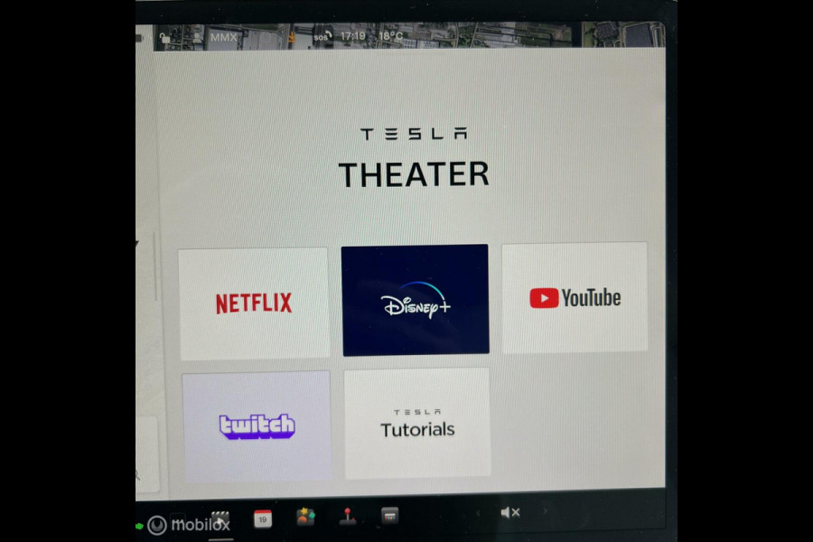 Tesla Model Y RWD 2023 MMX PACK WIT INTERIEUR