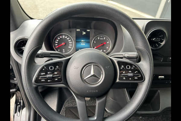 Mercedes-Benz Sprinter 317 CDI L2 H2 Automaat / MBUX / Camera / Carplay navigatie / Cruise control / Airco / 270 Graden achterdeuren