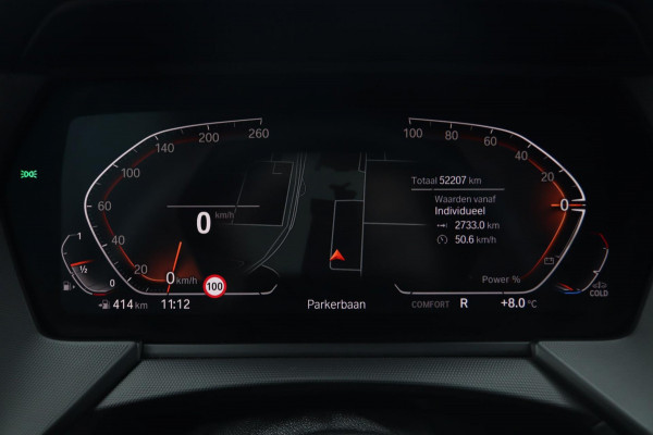 BMW 1-serie 118i M Sport Shadow / HUD / DODEHOEK / CAMERA / CARPLAY / LIVE COCKPIT