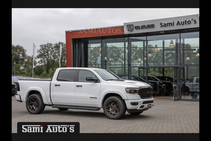 Dodge Ram 1500 ALL-IN PRIJS | HULK PACK | 5.7 V8 HEMI 4x4 | LARAMIE NIGHT EDITION | PRIJS MET LPG EN GARANTIE EN DIKKE WIELEN EN WIDEBODY | DUBBELE CABINE | 5 PERSOONS | VOORRAAD NR 2015 - 4725 | DIRECT BESCHIKBAAR |