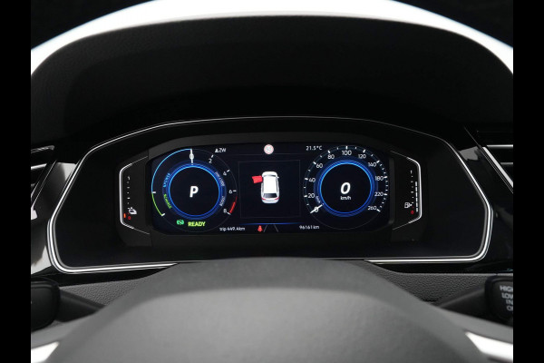 Volkswagen Passat Variant 1.4 TSI PHEV GTE Navigatie Trekhaak Virtual Cockpit iQ Light