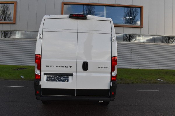 Peugeot Boxer 2.2 BlueHDi 140 S&S L2H2 3.3t Nieuwe bus zonder bpm 2 x snel leverbaar L2H2 / achteruitrijcamera verzwaard verenpakket, pakket City plus