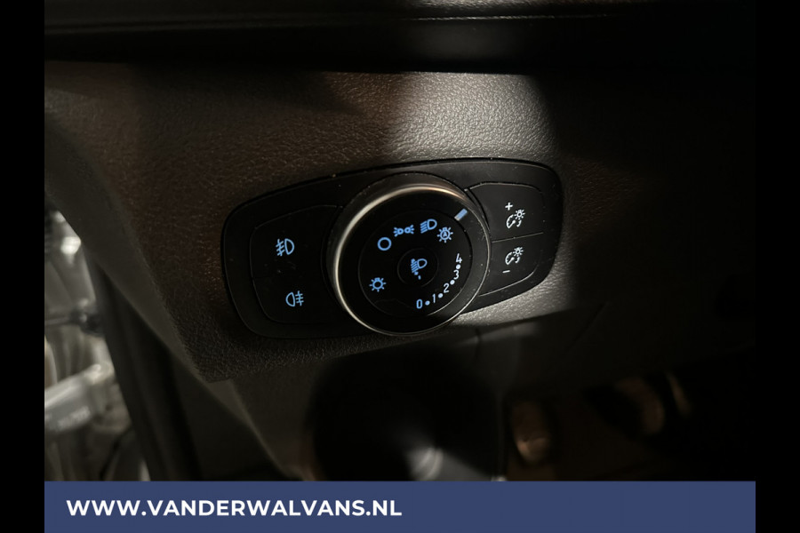 Ford Transit Custom 2.0 TDCI 131pk L2H1 Euro6 Airco | Navigatie | LED | Cruisecontrol | Trekhaak Android Auto, Verwarmde voorruit, Parkeersensoren, Bijrijdersbank