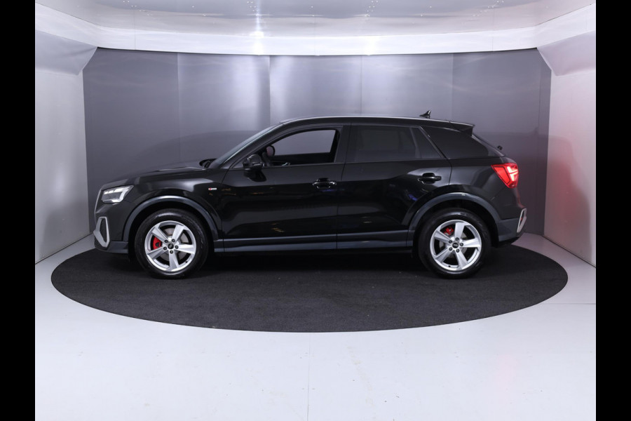 Audi Q2 35 TFSI S Edition 150 pk S-tronic | Verlengde garantie | Navigatie | Parkeersensoren achter | Adaptieve cruise control | Stoelverwarming |