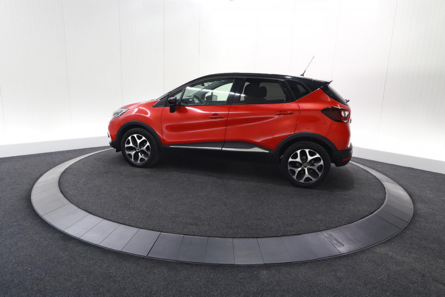 Renault Captur TCe 90 Intens | Camera | Dodehoekdetectie | Navigatie | Parkeersensoren