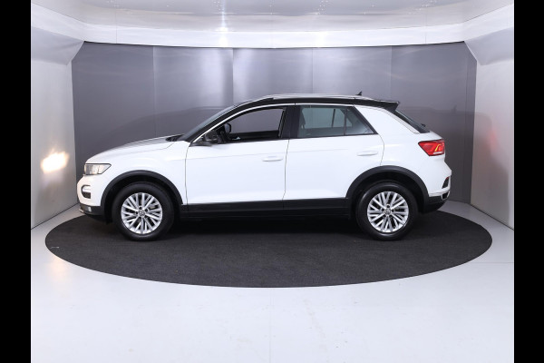 Volkswagen T-Roc 1.0 TSI Style 115 pk | Navigatie | Parkeersensoren | Autom. airco | Adaptieve cruise control |