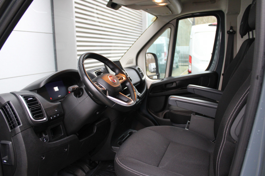 Fiat Ducato 35 2.2 MultiJet L4H2 160pk - LED - Navigatie - Camera - Virtual cockpit - Betimmering - Keyless - Trekhaak - Rijklaar