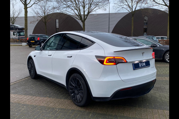 Tesla Model Y Long Range AWD 75 kWh VAN 38.900 VOOR 35.877 EINDEJAARSVOORDEEL 3.023,- | AUTOPILOT | LEDER | PANO | ELEK. KOFFER