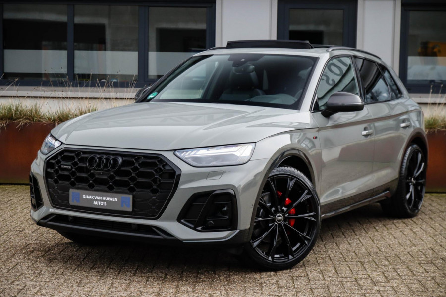 Audi Q5 55 TFSI e Quattro Competition S Edition S-Line 367pk Automaat|Luchtvering|Panoramadak|Virtual Cockpit|OLED Matrix|Trekhaak