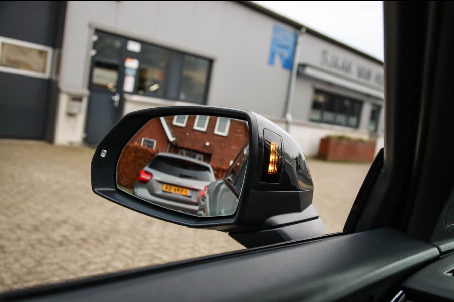 Audi Q5 55 TFSI e Quattro Competition S Edition S-Line 367pk Automaat|Luchtvering|Panoramadak|Virtual Cockpit|OLED Matrix|Trekhaak