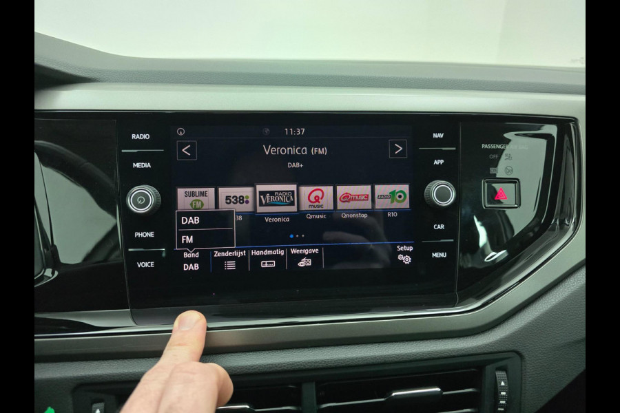 Volkswagen Polo Occasion 1.0 TSI met carplay en parkeersensoren voor en achter (!) | Tweedehands Volkswagen Polo | Adapt. cruise