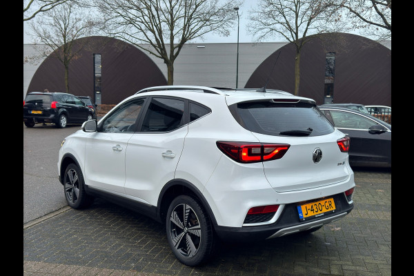 MG ZS EV Luxury 45 kWh VAN 17.900 VOOR 15.440 UW EINDEJAARSVOORDEEL: 2.460 | ORIG. NL. NAP KM |