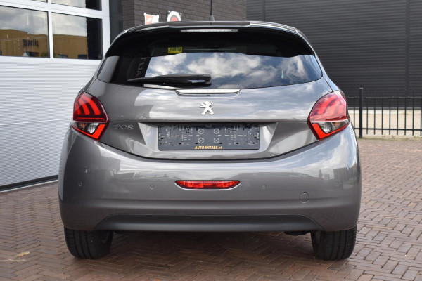 Peugeot 208 1.2 PureTech 82PK Allure | Navi | Camera | Carplay | Incl. Garantie