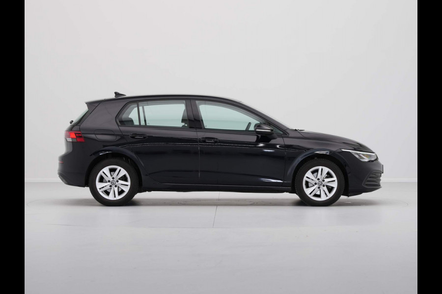 Volkswagen Golf 1.0 eTSI Life