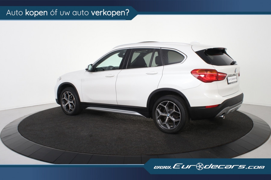 BMW X1 sDrive18i *1ste Eigenaar*Panoramadak*Leer*Navigatie*HUD*