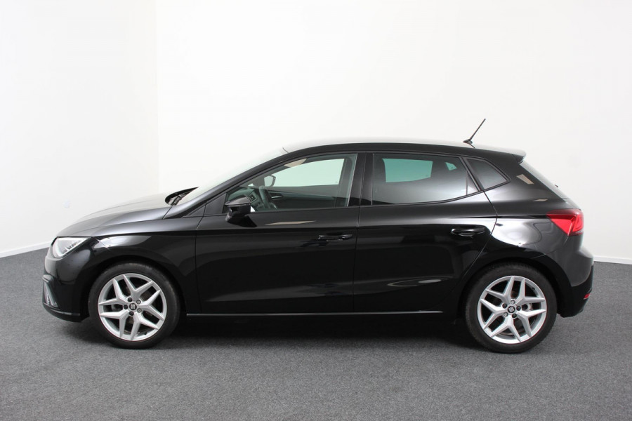 Seat Ibiza 1.0 TSI 116pk DSG FR | Navigatie | Climate Control | Camera | Parkeer sensoren V+A | Cruise control Adaptief | Keyless