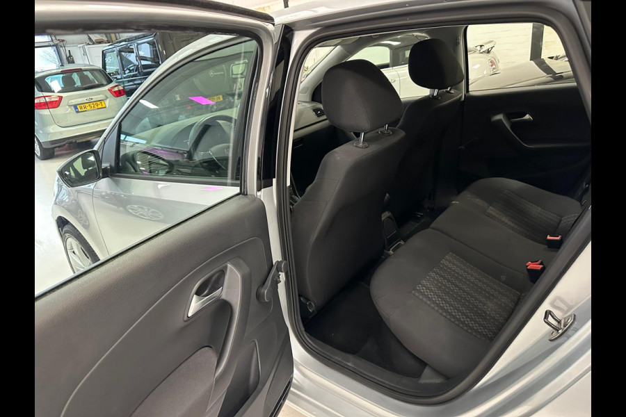 Volkswagen Polo 1.2 TSI Comfortline Connected Series Automaat