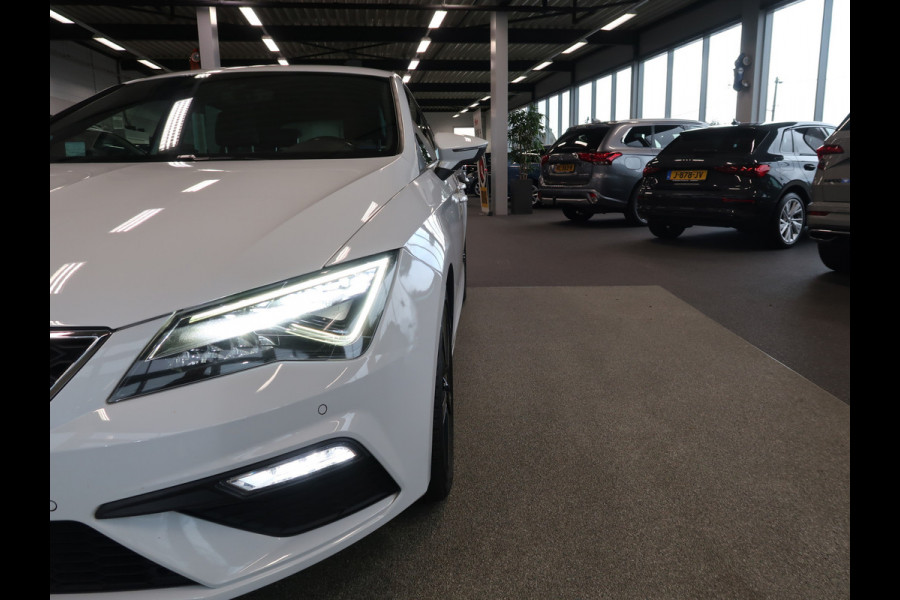 Seat Leon 1.4 TSi 150pk FR KEYLESS/CAMERA/CARPLAY/18INCH/SPORTUITLAAT