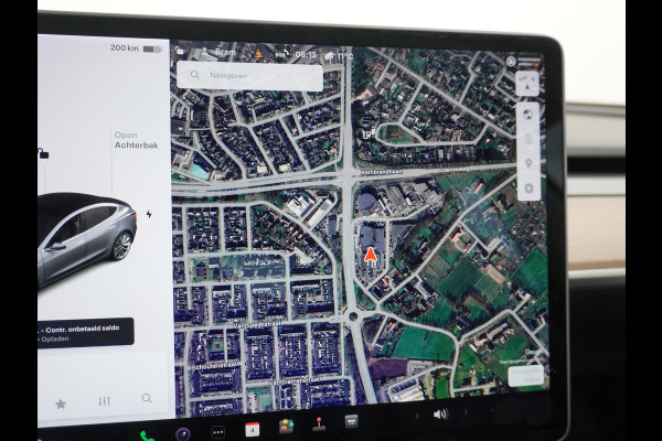Tesla Model 3 SR+ 60kWh 325PK 19"Lmv AutoPilot Premium-Luidsprekers Leder PanoDak Adaptive Cruise Camera's Elektr.-Stuur+Stoelen+Spiegels+Gehe Ecc Navigatiesysteem Full Map LED Comfortstoelen ACC Ecc DAB Voorverwarmen interieur via App Keyless One-Pedal-Drive Origineel Nederlandse auto, 1e eigenaar
