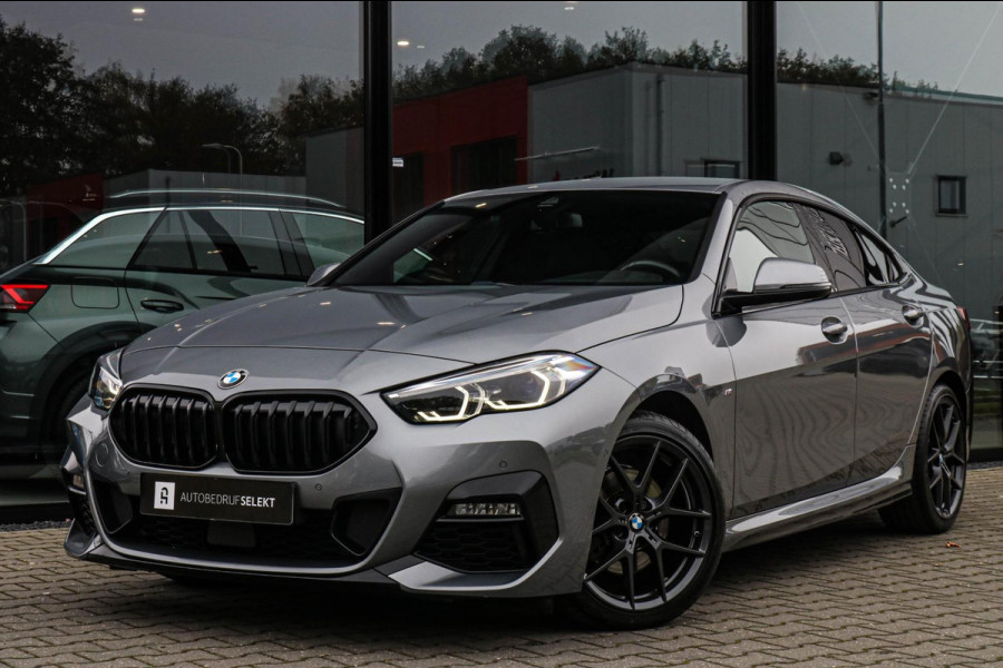 BMW 2 Serie Gran Coupé 218i M-Sport - LED - CAMERA - SPECIALE KLEUR