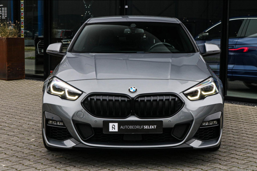 BMW 2 Serie Gran Coupé 218i M-Sport - LED - CAMERA - SPECIALE KLEUR