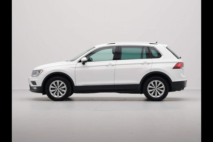 Volkswagen Tiguan 1.5 TSI 130pk Comfortline Business Navigatie Trekhaak Camera Acc 337