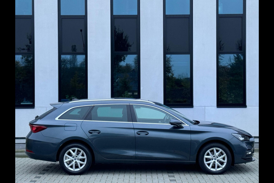 Seat Leon Sportstourer 1.5 TSI STYLE LAUNCH EDITION, 1E EIGENAAR. PANORAMADAK, VELE OPTIES, NL-AUTO NAP