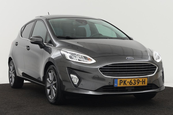 Ford Fiesta 1.0 EcoBoost Titanium | Panoramadak | Adaptive cruise | Carplay | Camera | B&O Sound | Climate control | Park Assist | Navigatie