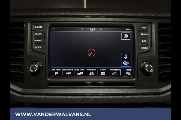 Volkswagen Crafter 2.0 TDI 141pk L3H3 L2H2 Euro6 Airco | Navigatie | Apple Carplay | Android Auto | Cruisecontrol Bijrijdersbank, 3000kg trekvermogen