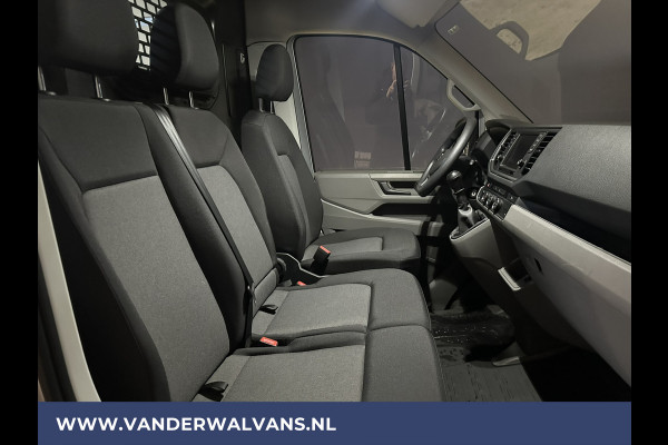 Volkswagen Crafter 2.0 TDI 141pk L3H3 L2H2 Euro6 Airco | Navigatie | Apple Carplay | Android Auto | Cruisecontrol Bijrijdersbank, 3000kg trekvermogen