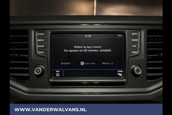 Volkswagen Crafter 2.0 TDI L3H2 L2H1 Euro6 Airco | Camera | Apple Carplay | Android Auto | Trekhaak Bijrijdersbank