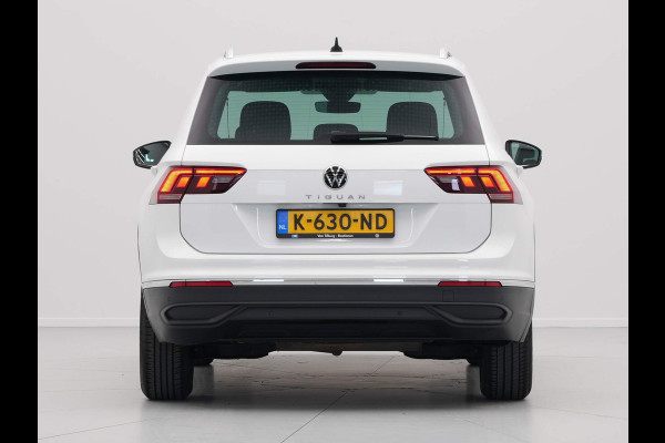 Volkswagen Tiguan 1.5 TSI 150pk DSG Life Navigatie Camera Acc Clima 204