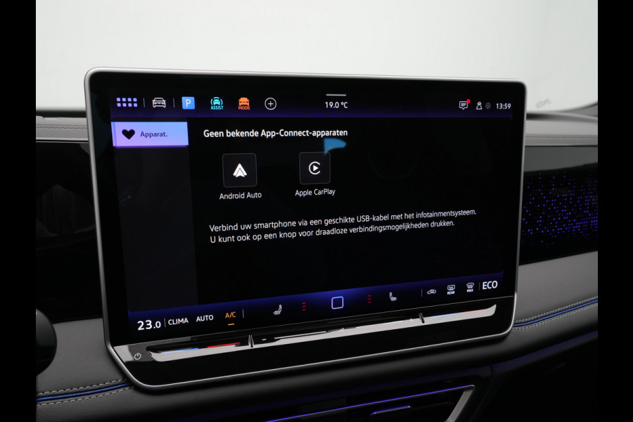 Volkswagen Tiguan 1.5 eHybrid 272 6DSG R-Line Edition | 'App-Connect' draadloze smartphone integratie | Afstandscontrolesysteem (Front Assist) | Digital Cockpit Pro (26 cm)