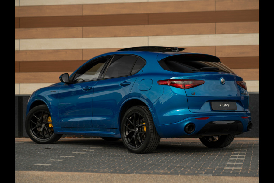 Alfa Romeo Stelvio 2.0T 280pk AWD Veloce | MY21 | Pano-dak | Adapt. cruise | Carplay | 20 inch | Blu Misano | Camera