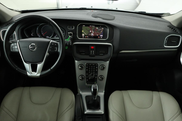 Volvo V40 2.0 D2 Nordic+ | Dealer onderhouden | Panoramadak | Leder | Camera | Keyless | Stoelverwarming | Navigatie | Harman/Kardon | Full LED | Memory