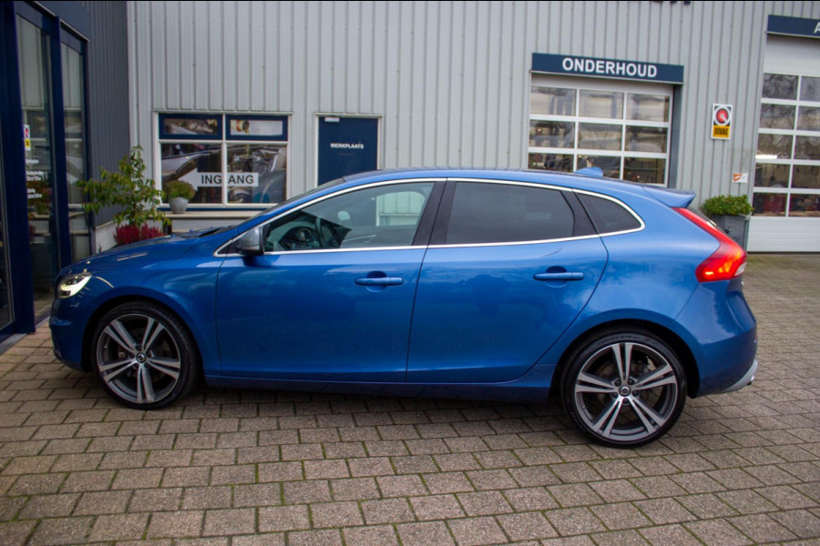 Volvo V40 2.0 T4 Automaat Business Sport | Prijs rijklaar incl. 12 mnd garantie | Stoelverwarming Navi 19"Lmv Ledverlichting