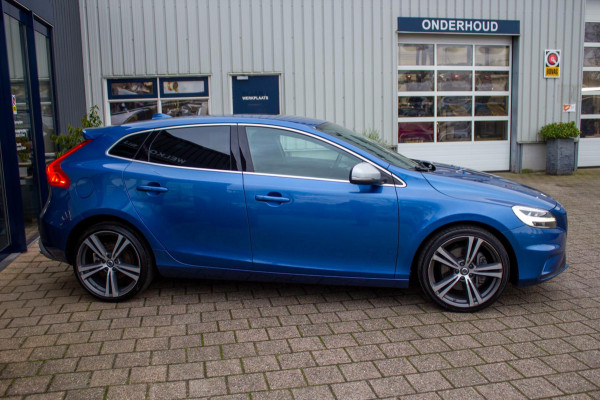 Volvo V40 2.0 T4 Automaat Business Sport | Prijs rijklaar incl. 12 mnd garantie | Stoelverwarming Navi 19"Lmv Ledverlichting