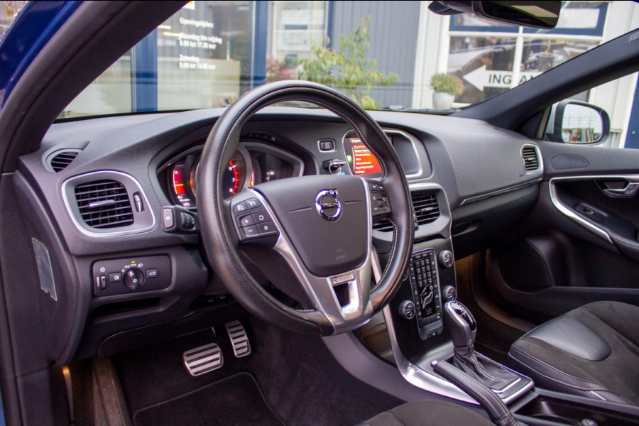 Volvo V40 2.0 T4 Automaat Business Sport | Prijs rijklaar incl. 12 mnd garantie | Stoelverwarming Navi 19"Lmv Ledverlichting