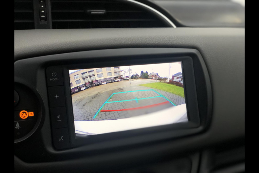 Toyota Yaris 1.0 VVT-i Connect | Eerste eigenaar, Trekhaak, Apple CarPlay/Android Auto, Camera, Lichtmetalen velgen