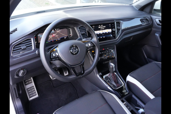 Volkswagen T-Roc 1.5 TSI Sport Business R | Navigatie | Climate Control | Keyless Go | Camera