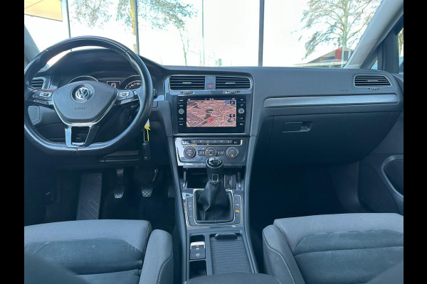 Volkswagen GOLF Variant 1.5 TSI Comfortline Business - Navi - Climate - Parkeerhulp - Trekhaak - Org.NL