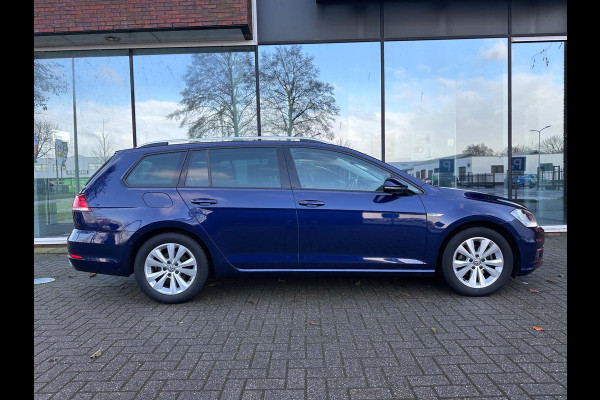 Volkswagen GOLF Variant 1.5 TSI Comfortline Business - Navi - Climate - Parkeerhulp - Trekhaak - Org.NL