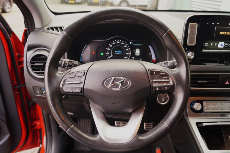 Hyundai Kona EV Premium 64kWh -LEER-ECC-NAVI-CAM-PDC-