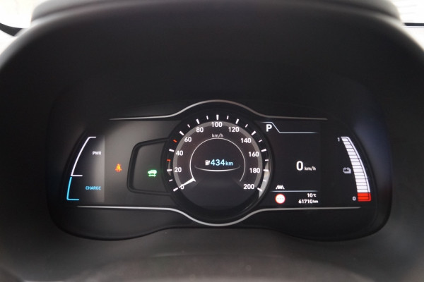 Hyundai Kona EV Premium 64kWh -LEER-ECC-NAVI-CAM-PDC-