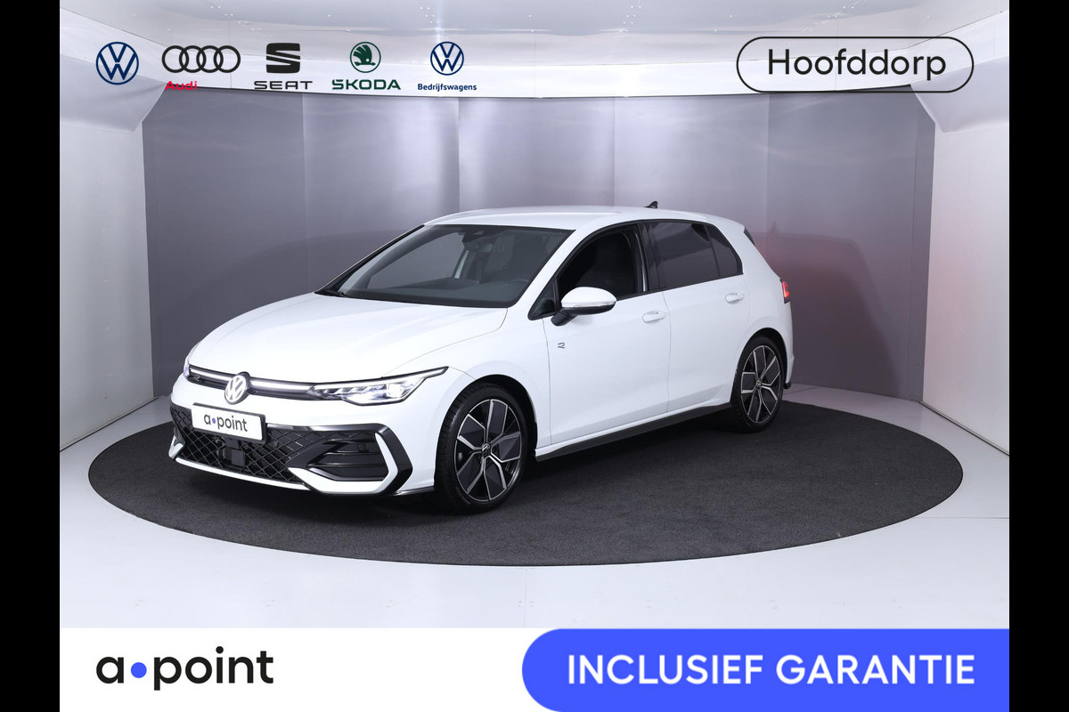 Volkswagen Golf 1.5 eTSI R-Line Edition 150 pk Automaat (DSG) NW TYPE | Navigatie | Parkeersensoren | Achteruitrijcamera | Adaptieve cruise control | Stoelverwarming | Matrix LED koplampen |