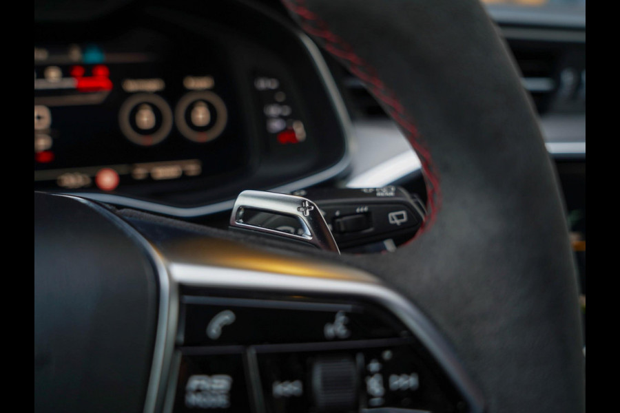 Audi RS6 TFSI quattro / B&O Adv / RS-sportuitlaat / HUD / 360 / Pano / Ambient / Stl. koeling / RS Design / Keyless