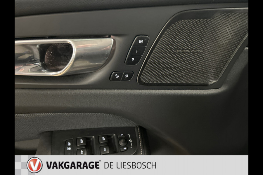 Volvo XC60 2.0 Recharge T6 AWD Plus Bright / panorama-dak / Leder / Harman Kardon / stoel en stuur verwarming