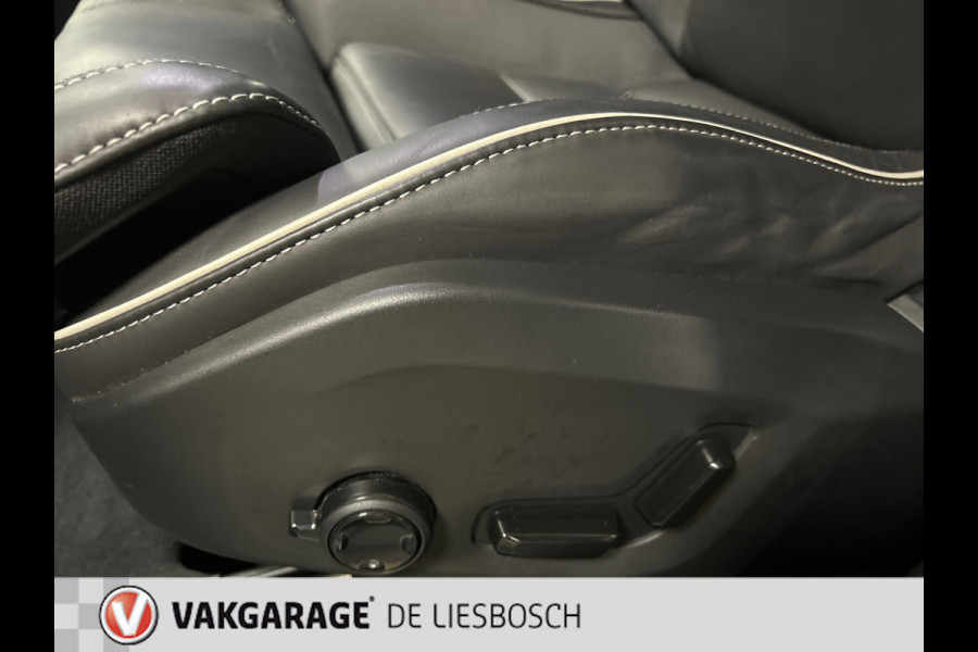 Volvo XC60 2.0 Recharge T6 AWD Plus Bright / panorama-dak / Leder / Harman Kardon / stoel en stuur verwarming