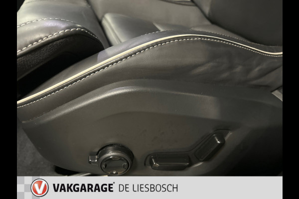 Volvo XC60 2.0 Recharge T6 AWD Plus Bright / panorama-dak / Leder / Harman Kardon / stoel en stuur verwarming