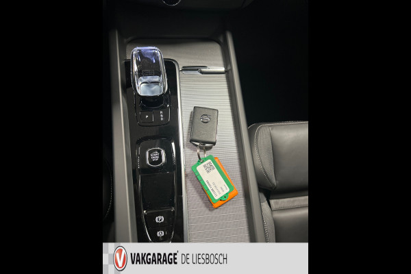 Volvo XC60 2.0 Recharge T6 AWD Plus Bright / panorama-dak / Leder / Harman Kardon / stoel en stuur verwarming